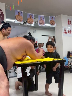LINE_ALBUM_高砂部屋慰問令和7年_260225_298.jpg